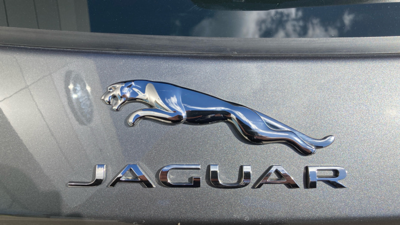 Jaguar E-Pace 2.0d Chequered Flag Edition 5dr Auto Diesel Estate